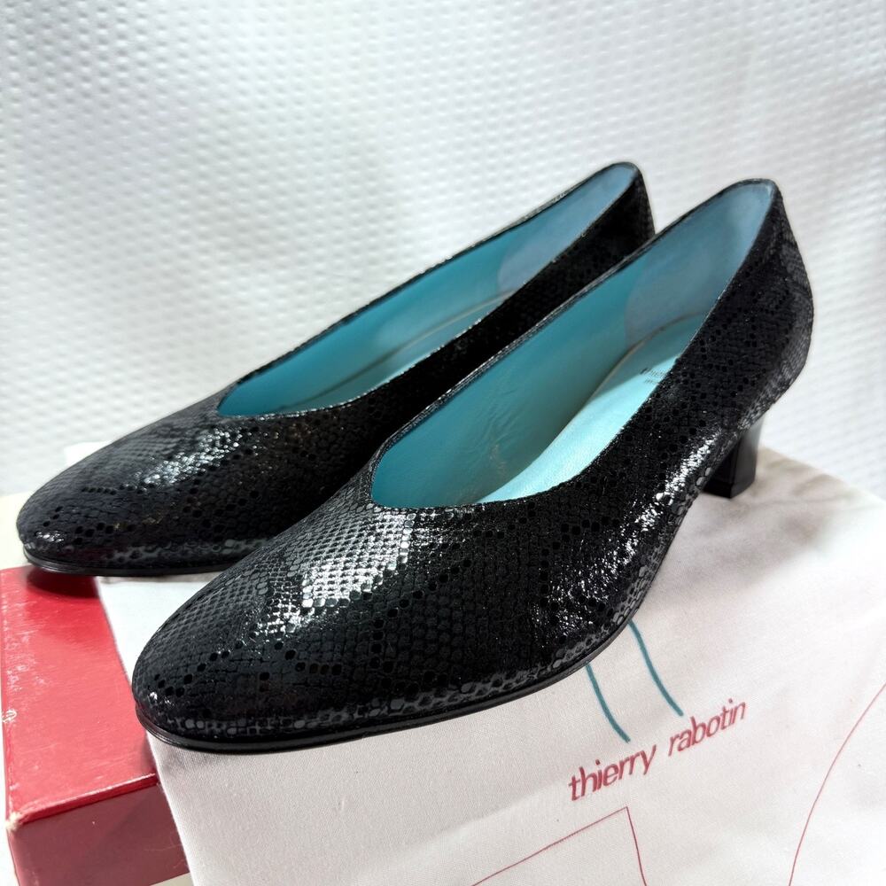 Thierry Rabotin Rose 2 Black Flori Pumps US 7.5/8 Embossed Patent Shoes - Italy